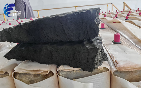 青島仕駿-污泥調(diào)理劑,污泥脫水增效劑制造商