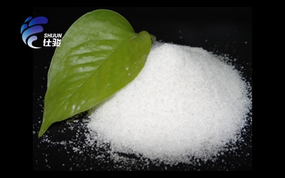 污泥深度脫水技術(shù)的革新之路:從傳統(tǒng)無(wú)機(jī)鹽到有機(jī)高分子